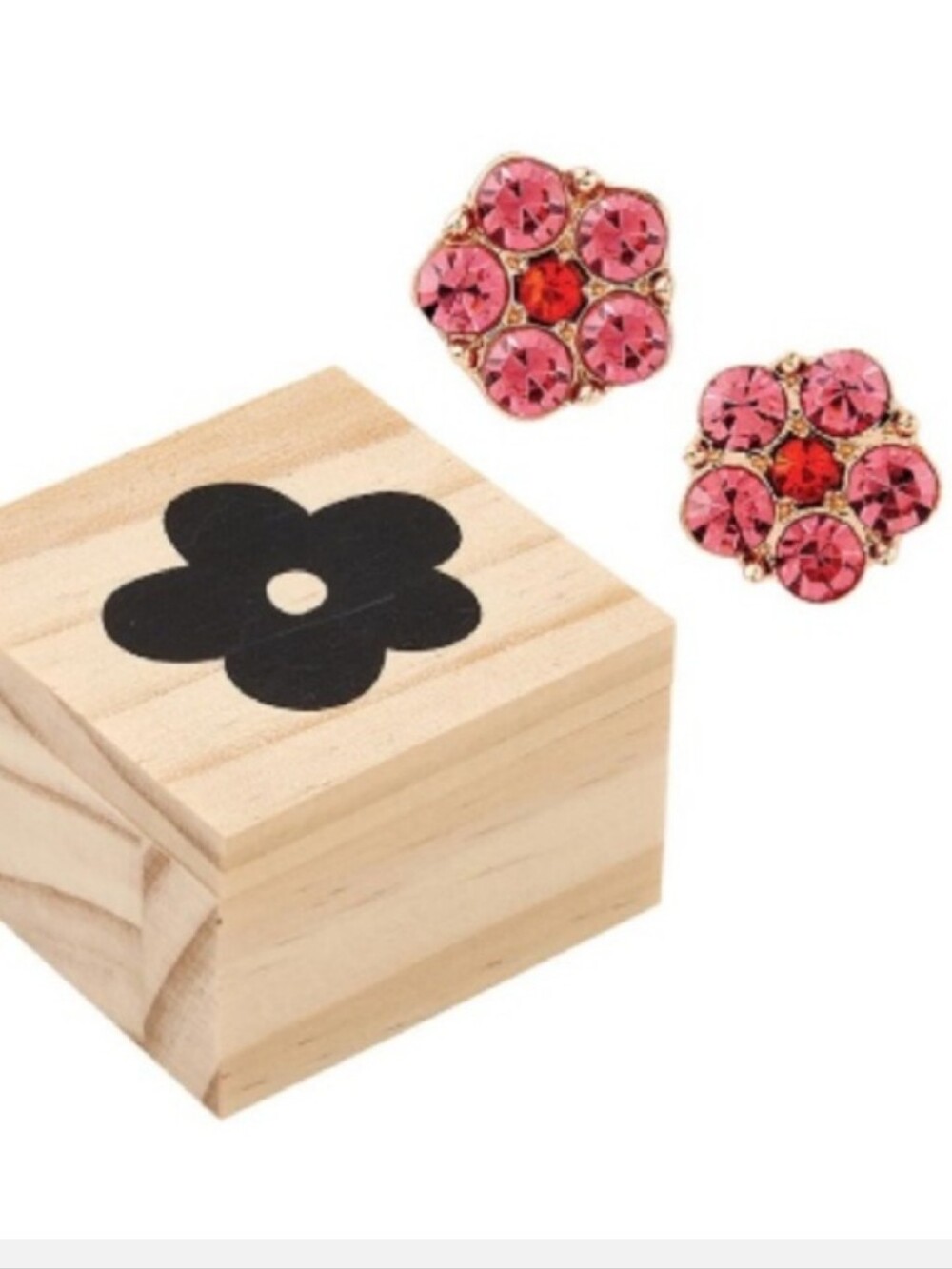 Santa Barbara Design Studio-Treasure Box-Crystal Flower Stud Earrings